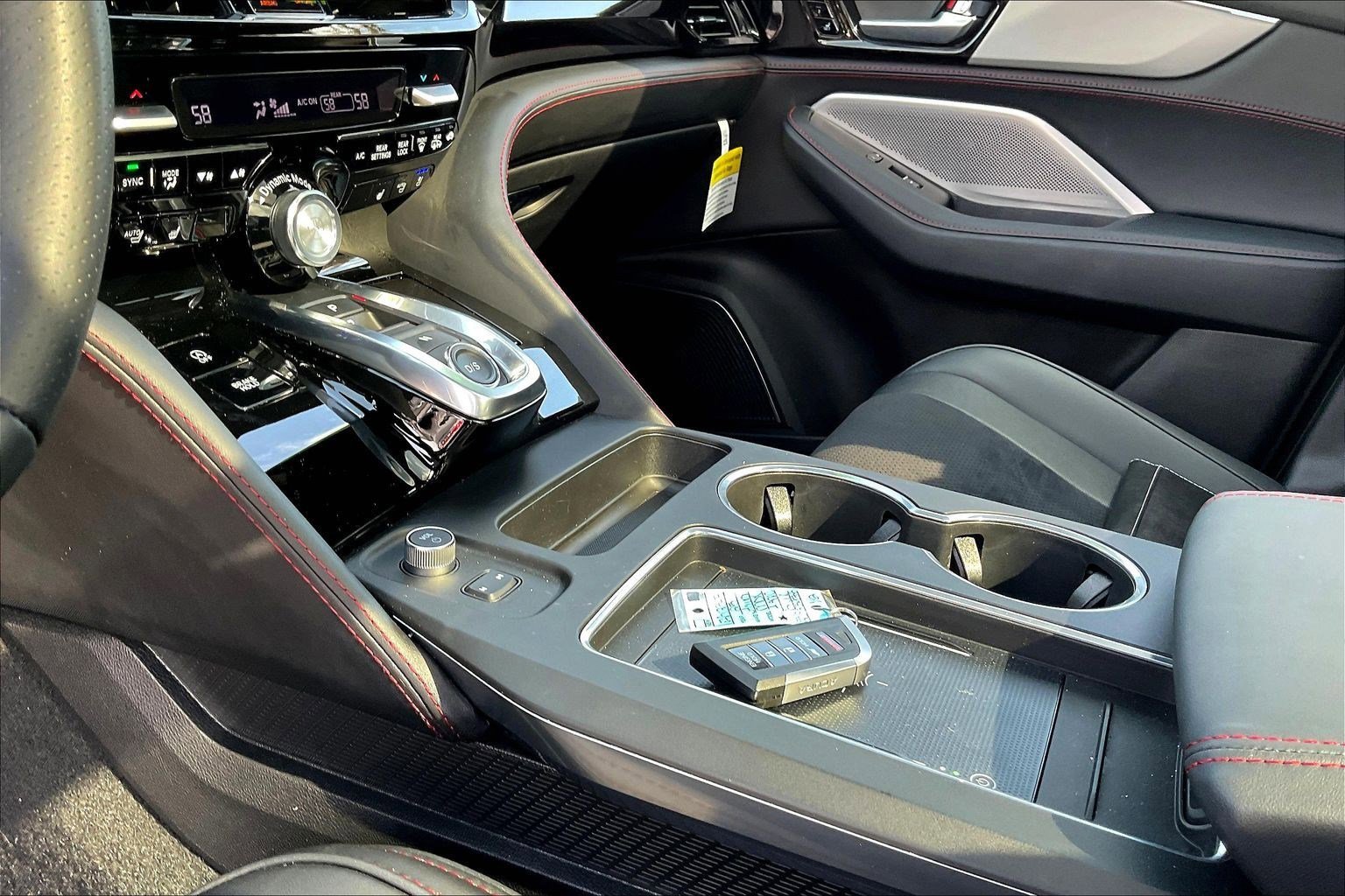 Used 2025 Acura MDX A-Spec image 18