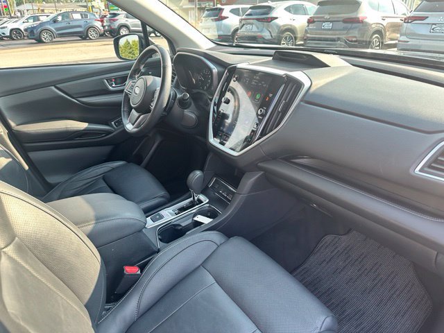 Used 2023 Subaru Ascent Limited AWD/4WD image 24