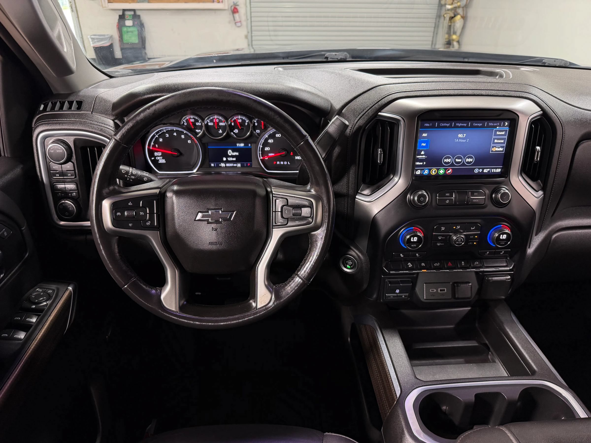 Used 2021 Chevrolet Silverado 1500 RST AWD/4WD image 22