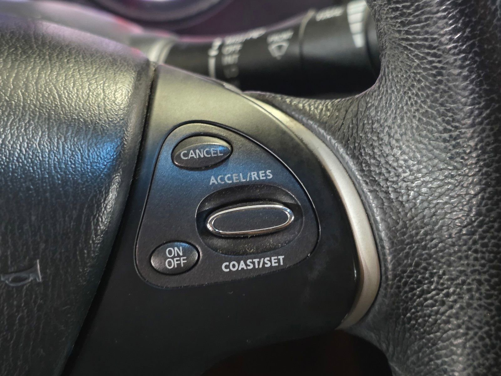Used 2013 INFINITI JX35 FWD w/ Premium Pkg image 34