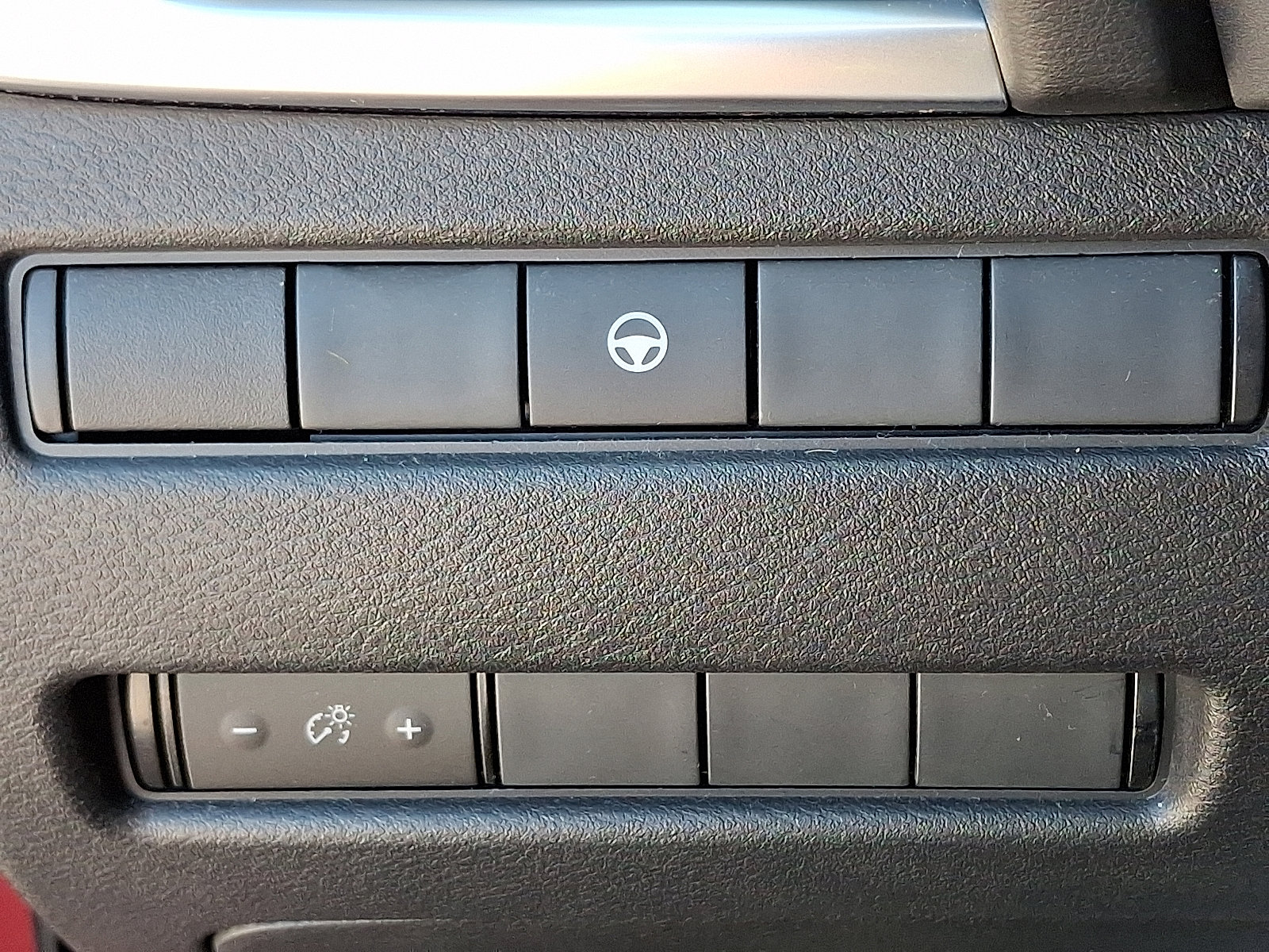 Used 2022 Nissan Rogue SV image 26