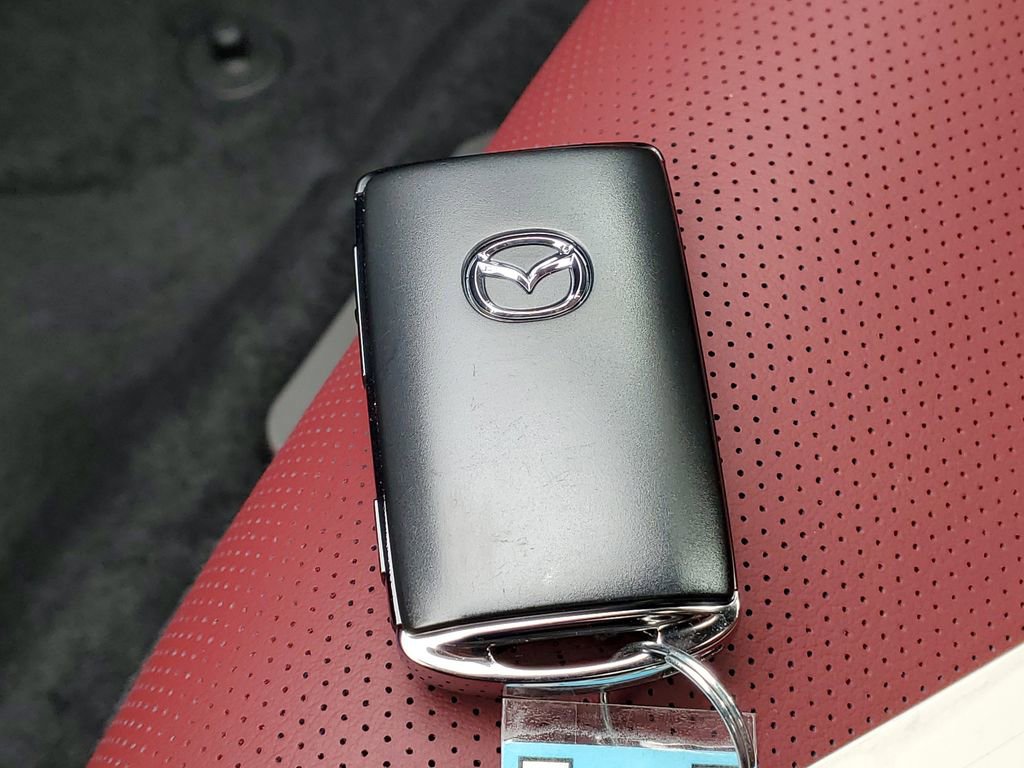 New 2026 MAZDA MAZDA3 Carbon image 28