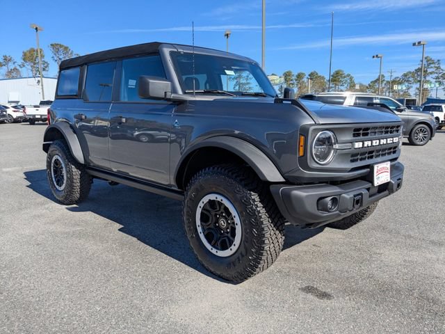 New 2024 Ford Bronco Black Diamond w/ Sasquatch Package AWD/4WD image 2