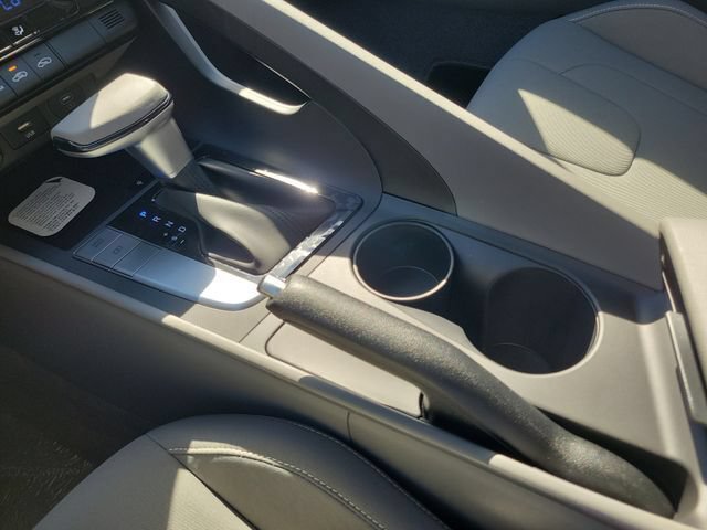 New 2026 Hyundai Elantra Sport FWD image 16