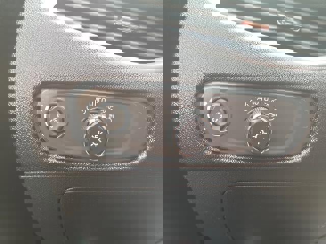 Used 2023 Chevrolet Malibu LT image 16