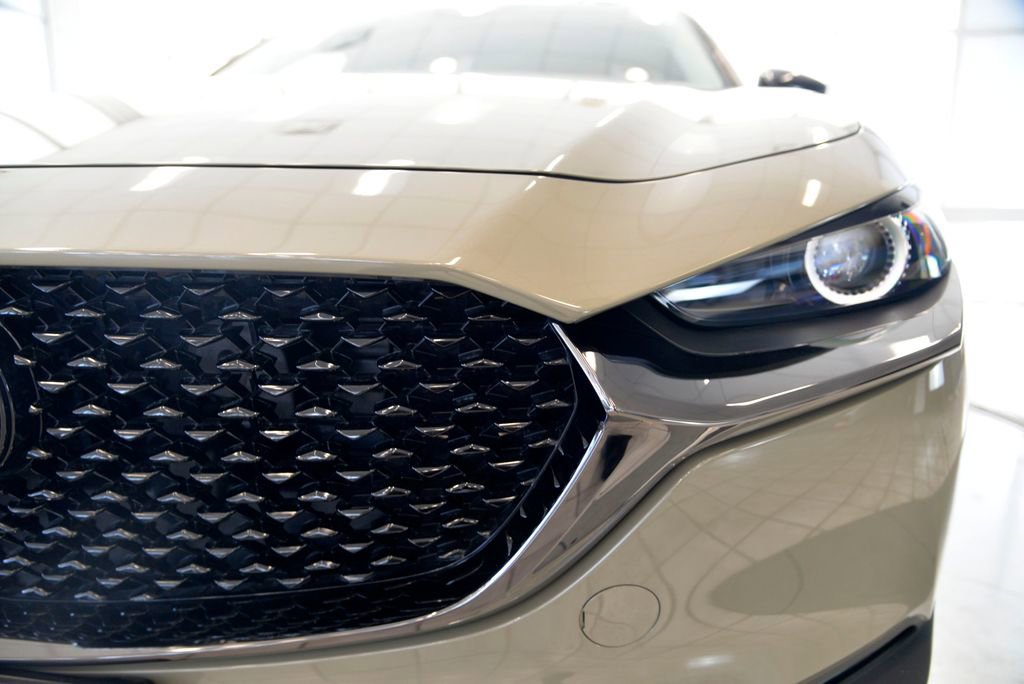 Certified 2025 MAZDA CX-30 Carbon AWD/4WD image 11