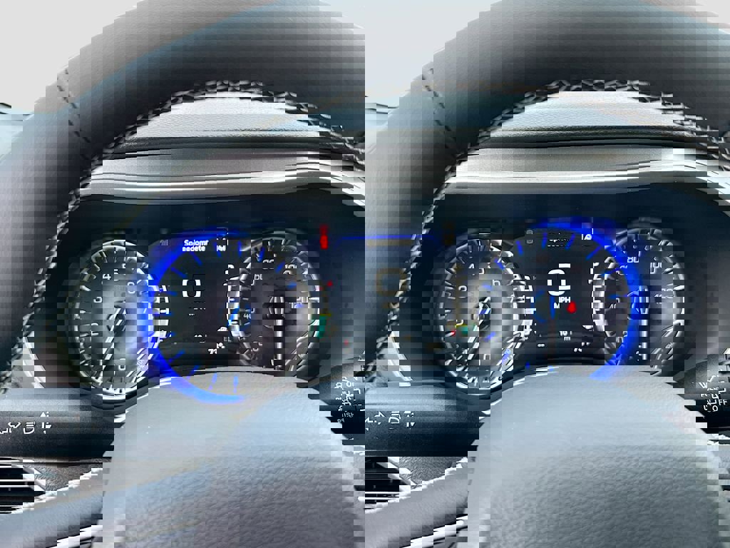 New 2026 Chrysler Voyager LX image 15