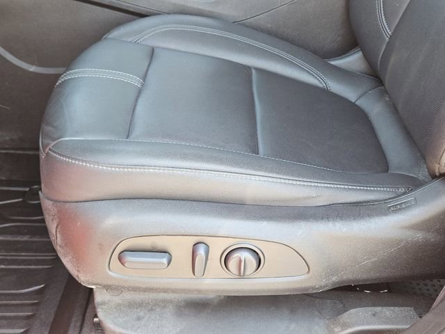 Used 2022 Chevrolet Blazer LT FWD image 23