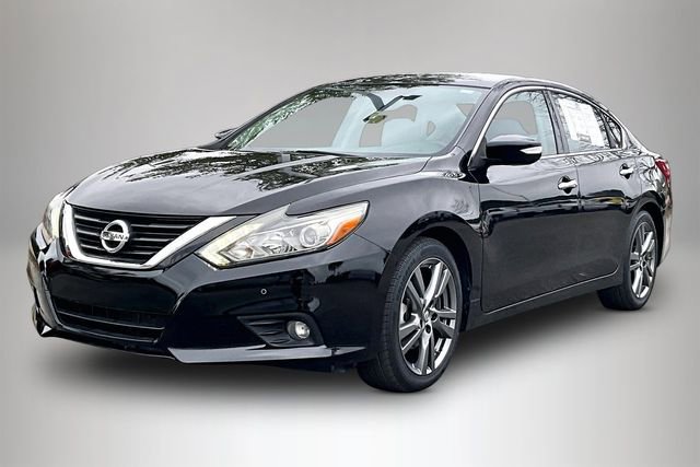 Used 2018 Nissan Altima 3.5 SL image 2