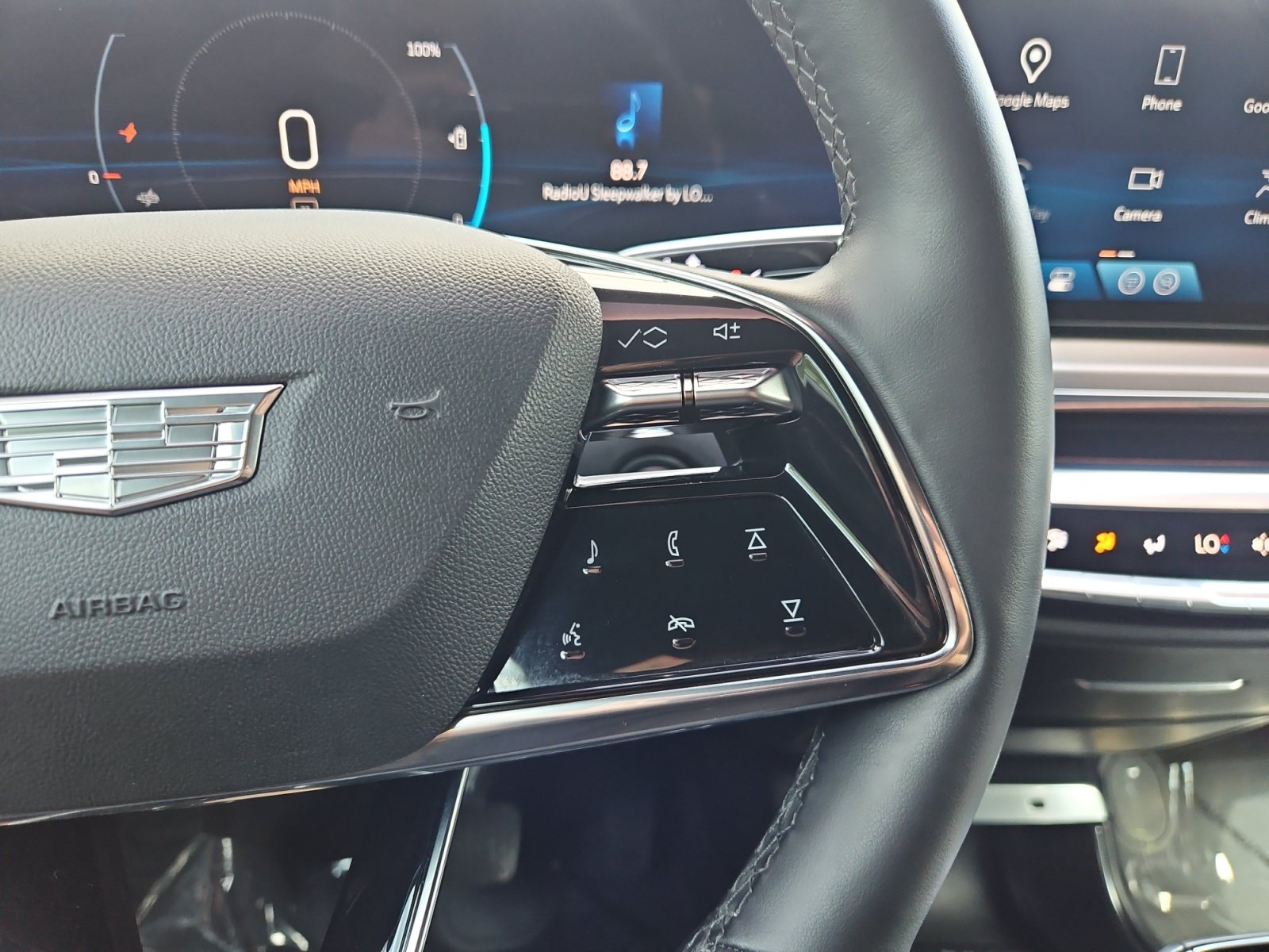 Used 2024 Cadillac Lyriq Luxury RWD image 26
