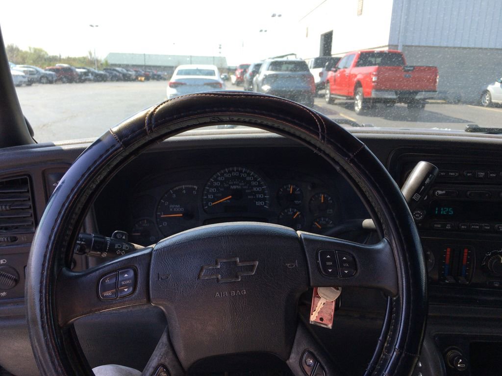 Used 2003 Chevrolet Silverado 3500 LS w/ Skid Plate Package AWD/4WD image 3