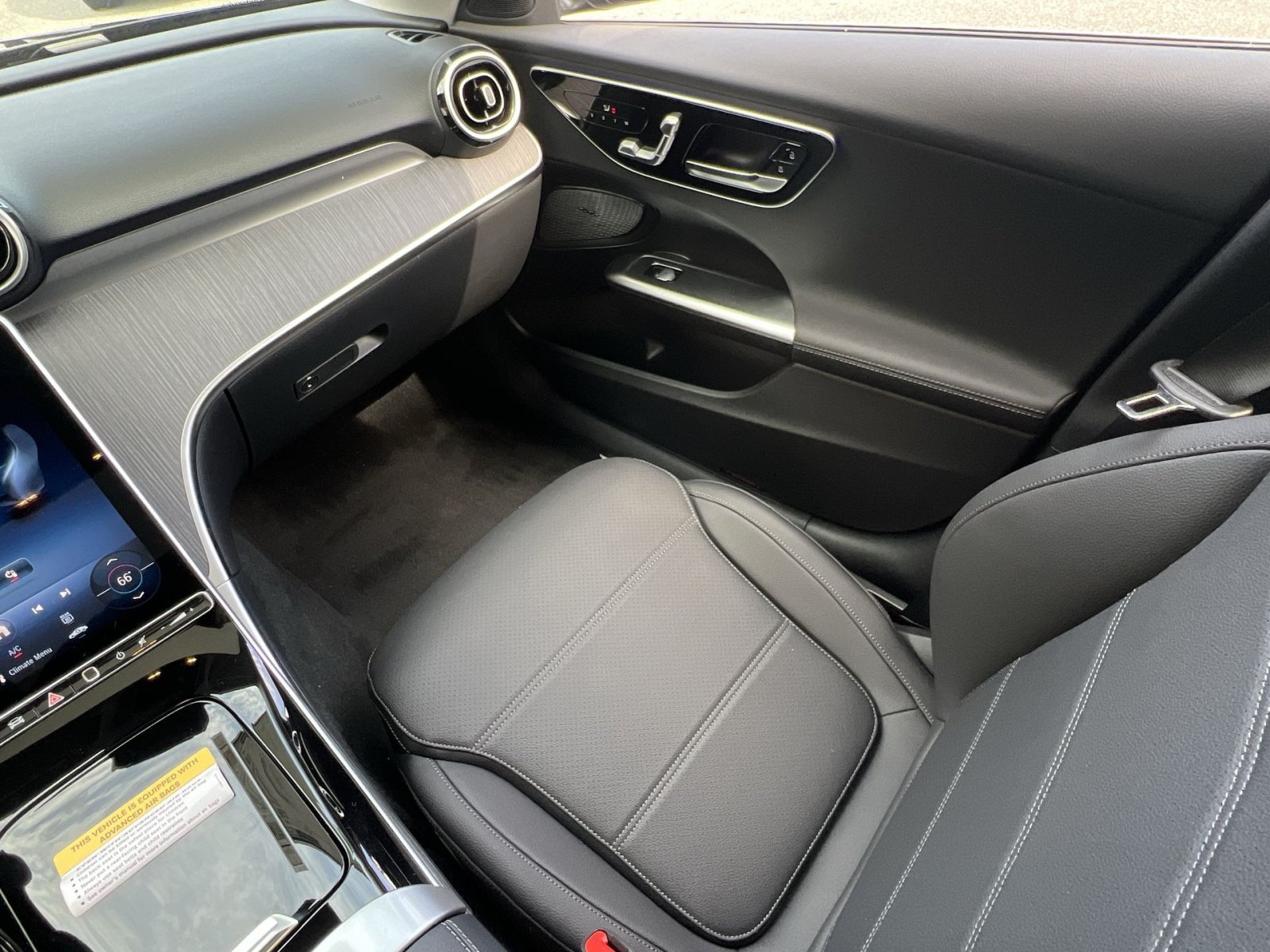 New 2027 Mercedes-Benz C 300 4MATIC Sedan image 14