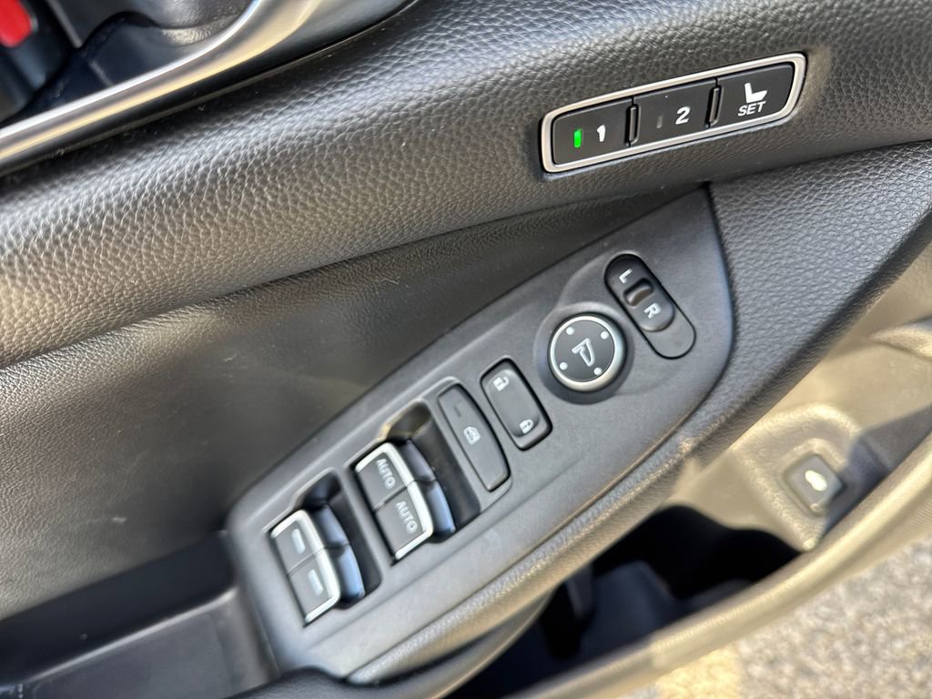 Used 2022 Honda Accord EX-L image 12