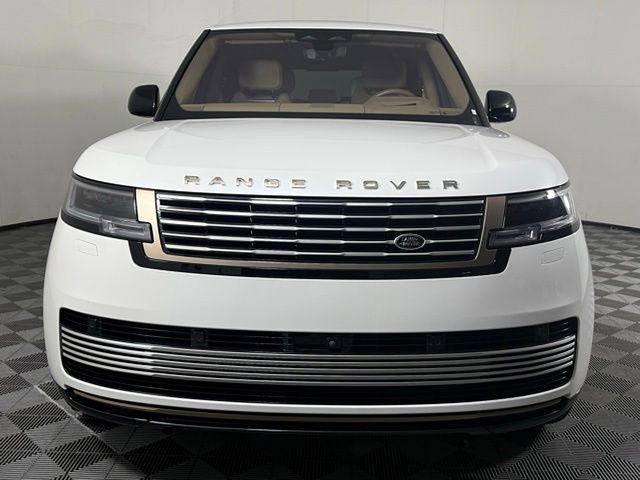 Used 2023 Land Rover Range Rover SV image 11