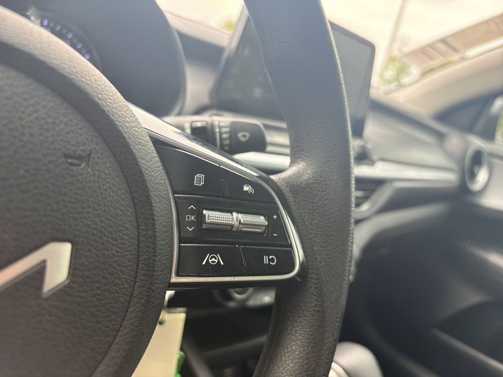 Used 2024 Kia Forte LXS image 14