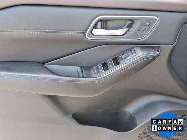 Used 2021 Nissan Rogue SL image 12