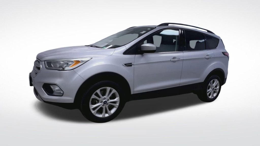 Used 2018 Ford Escape SEL image 4