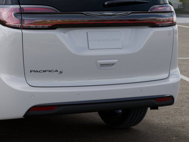 New 2026 Chrysler Pacifica Select w/ S Appearance Package FWD image 16