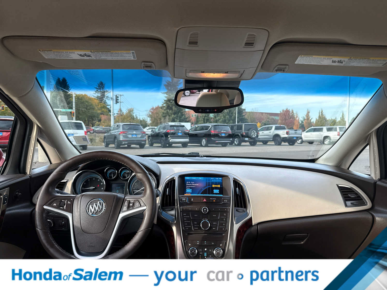 Used 2012 Buick Verano Leather FWD image 11