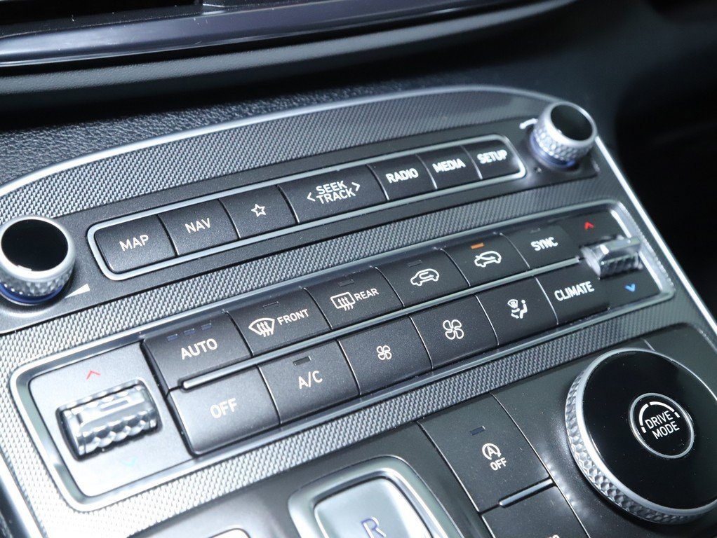 Used 2023 Hyundai Santa Fe SEL image 28