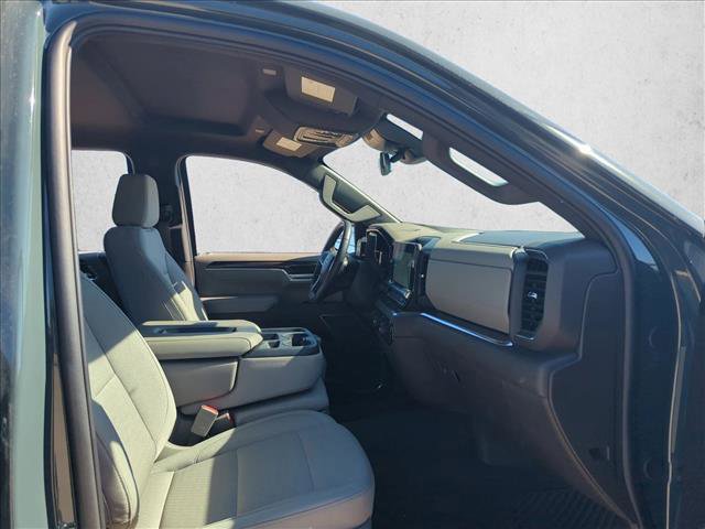 Used 2025 Chevrolet Silverado 1500 LT image 16