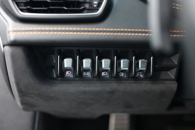 Used 2019 Lamborghini Huracan LP 580-2 RWD image 79