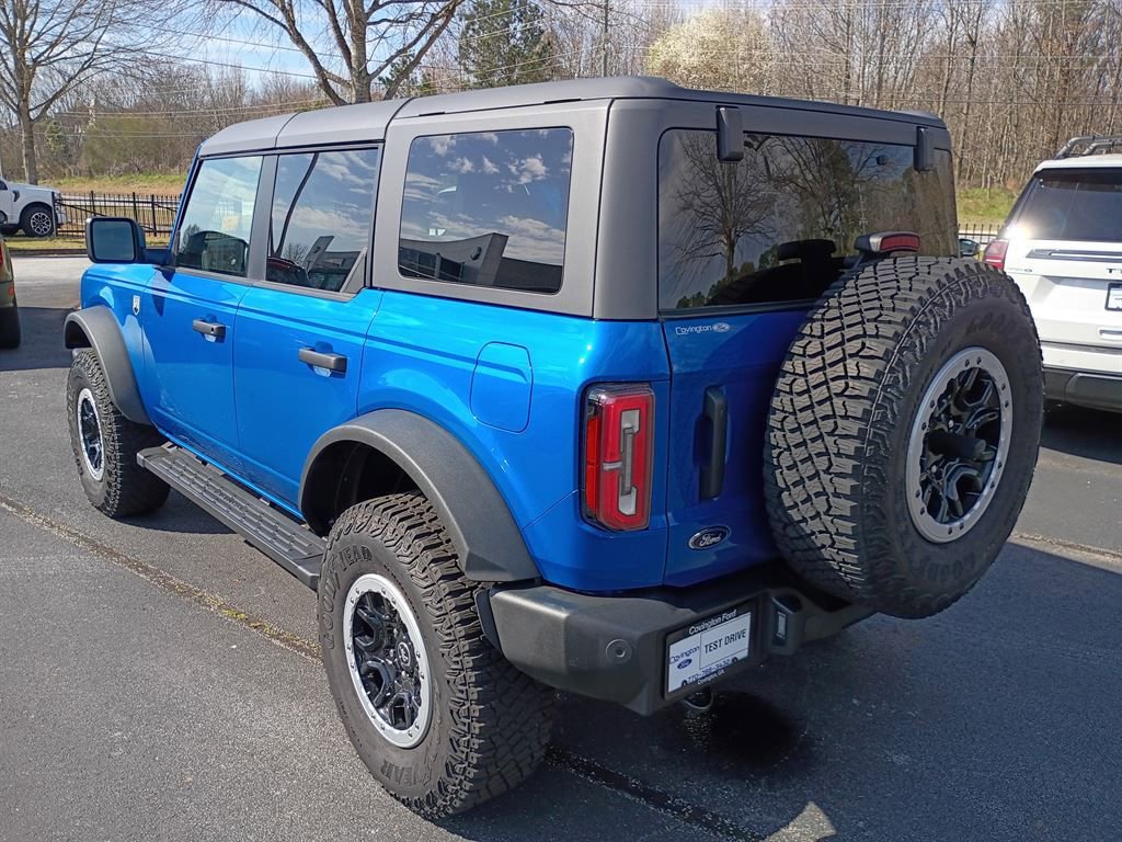 Used 2024 Ford Bronco Big Bend w/ Sasquatch Package image 3