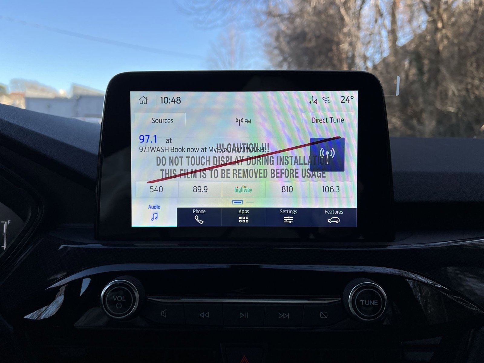 New 2025 Ford Escape ST-Line w/ Cold Weather Package image 18