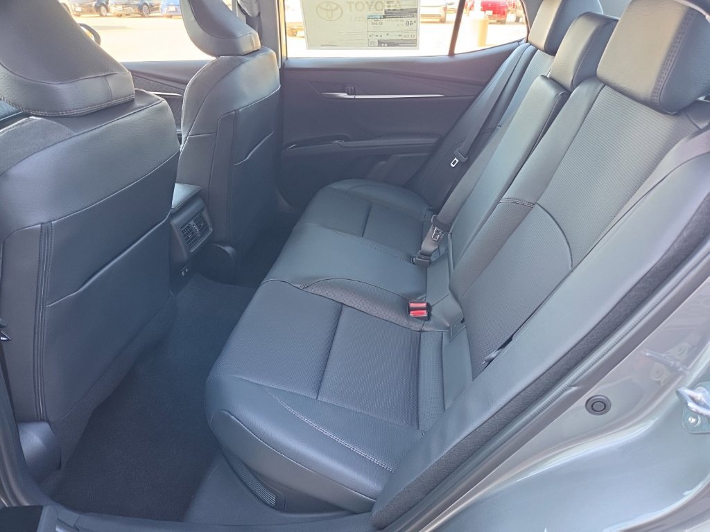 New 2026 Toyota Camry XLE AWD/4WD image 18