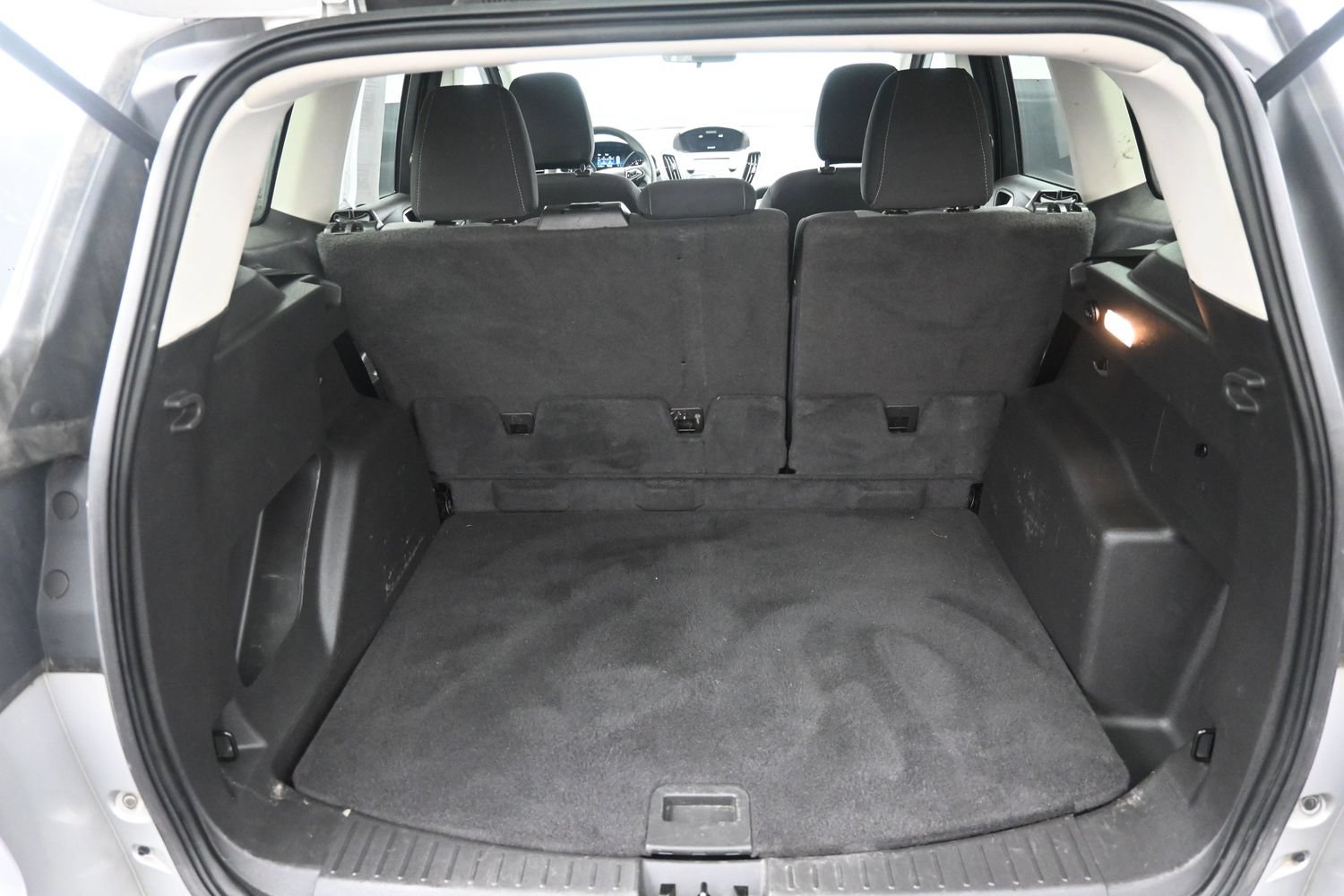 Used 2018 Ford Escape SE FWD image 16