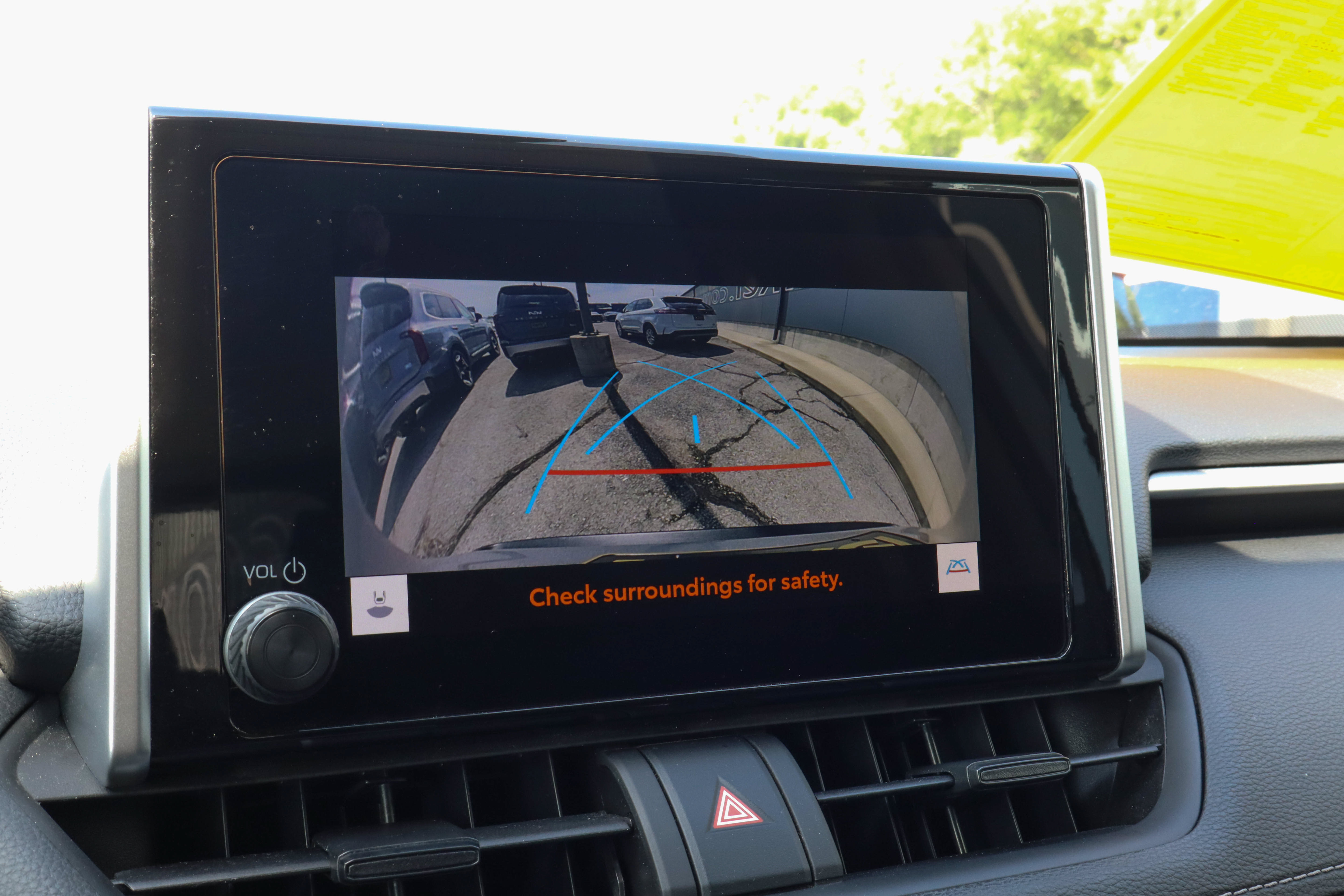 Used 2024 Toyota RAV4 XLE FWD image 12