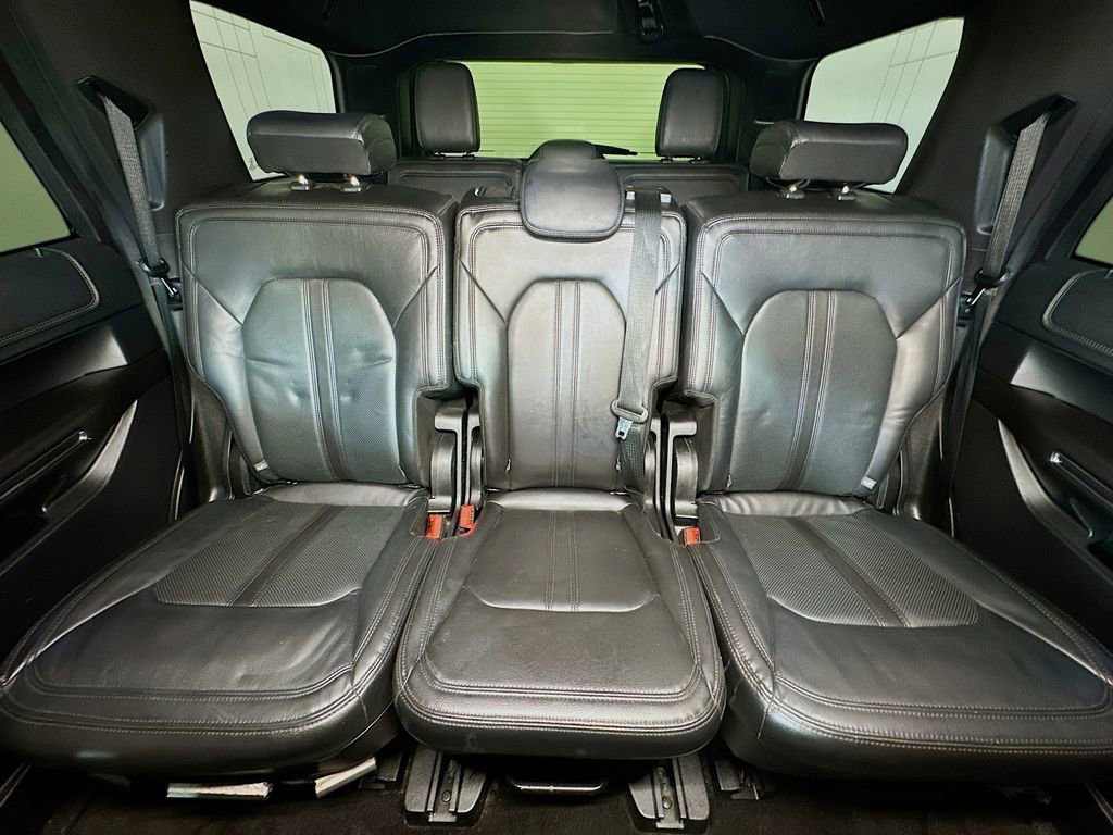 Used 2018 Ford Expedition Limited w/ Equipment Group 301A image 13