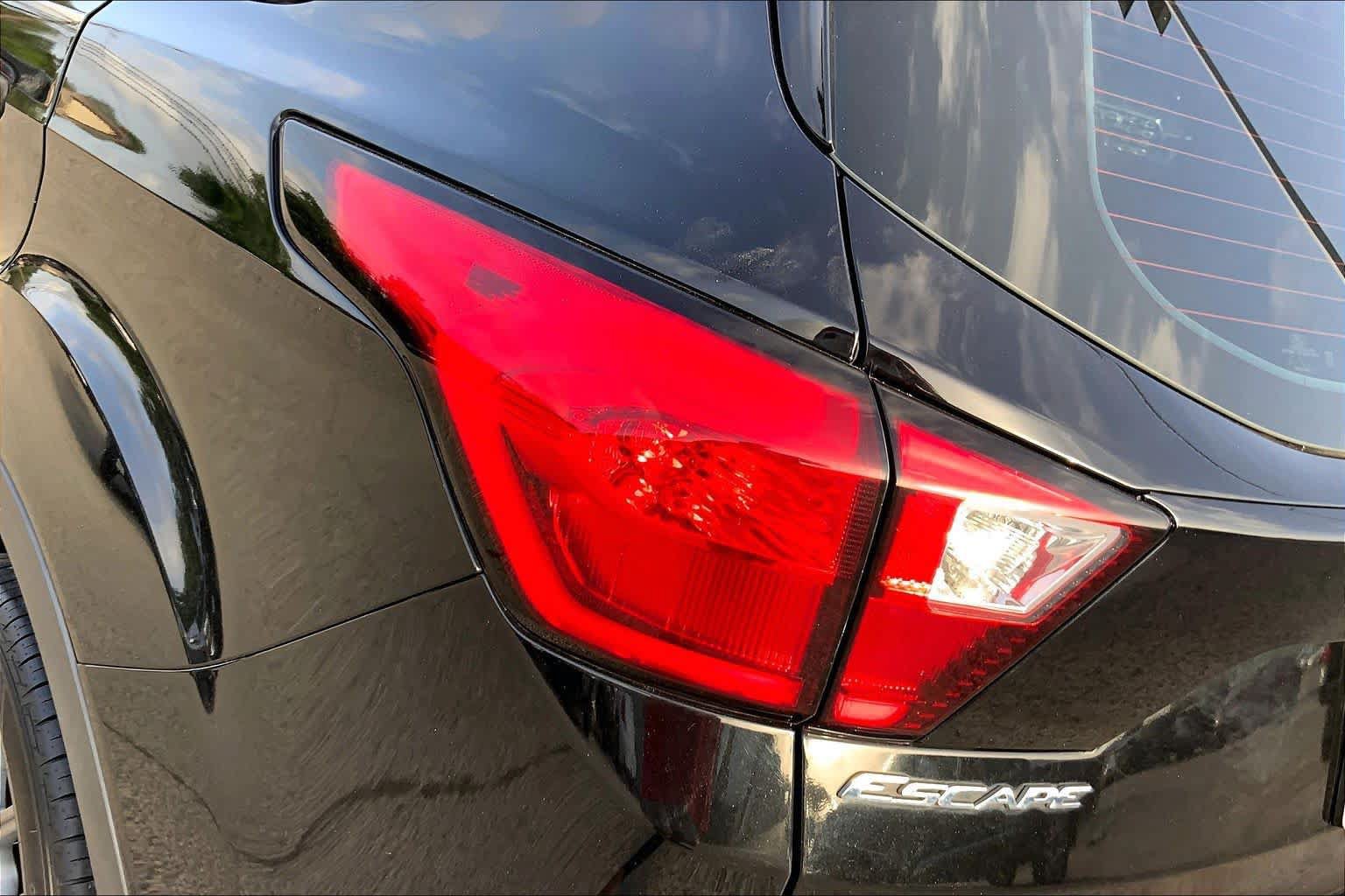 Used 2019 Ford Escape S FWD image 24