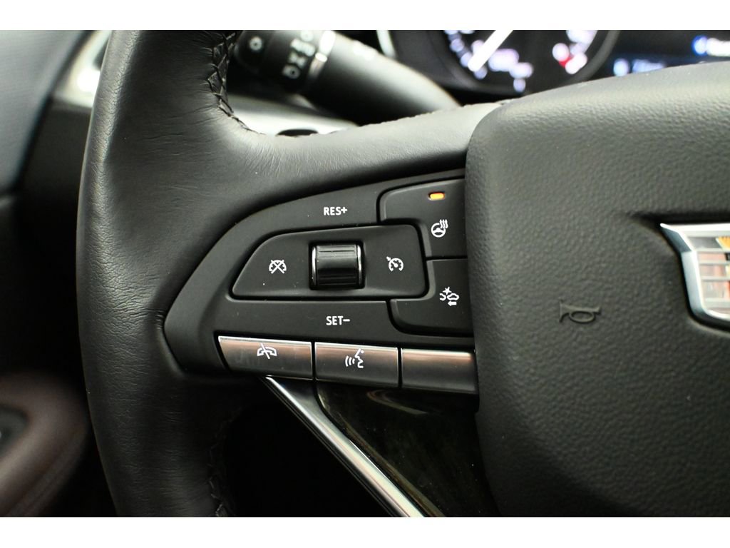 Used 2024 Cadillac XT6 Premium Luxury w/ Technology Package AWD/4WD image 46