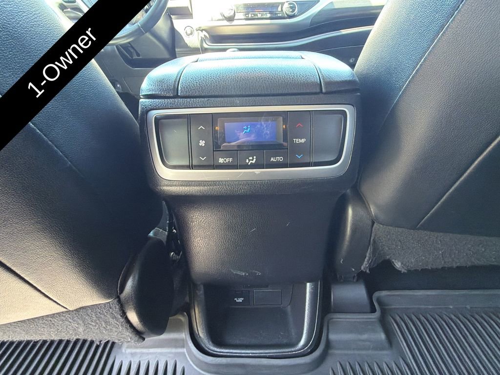 Used 2018 Toyota Highlander Limited FWD image 14