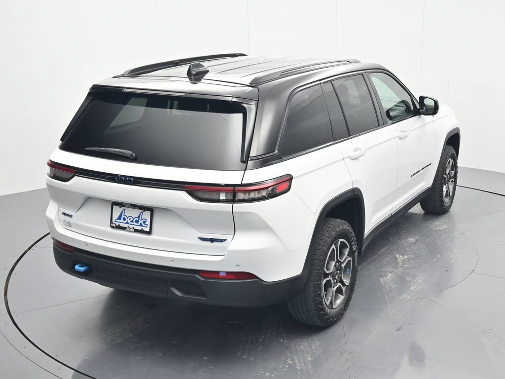 Used 2023 Jeep Grand Cherokee Trailhawk w/ Advanced Protech Group II AWD/4WD image 33