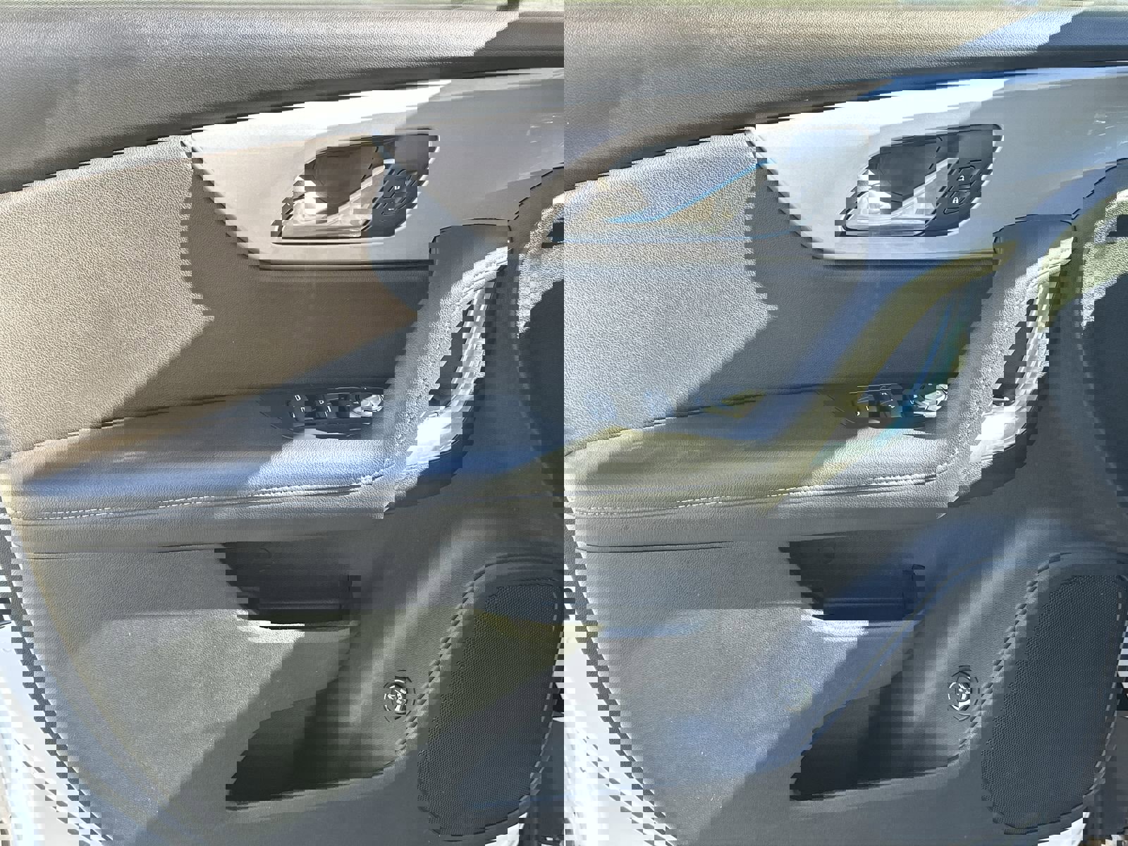 Certified 2022 Chevrolet Blazer LT image 14