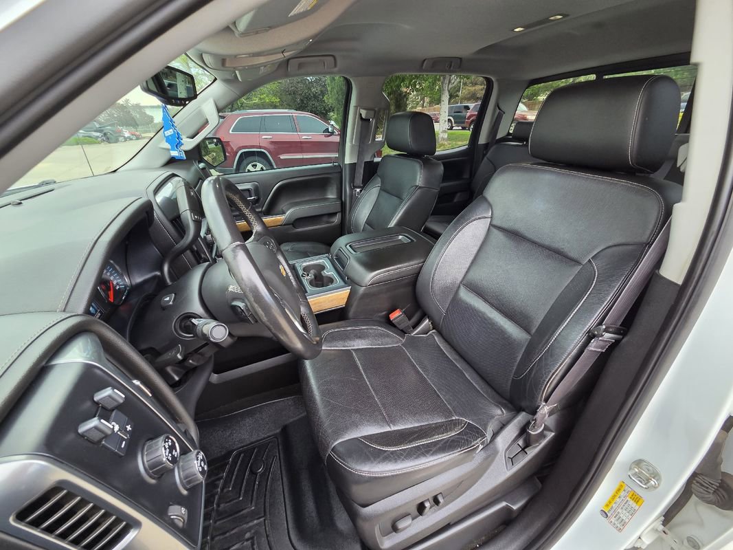 Used 2015 Chevrolet Silverado 1500 LTZ AWD/4WD image 31