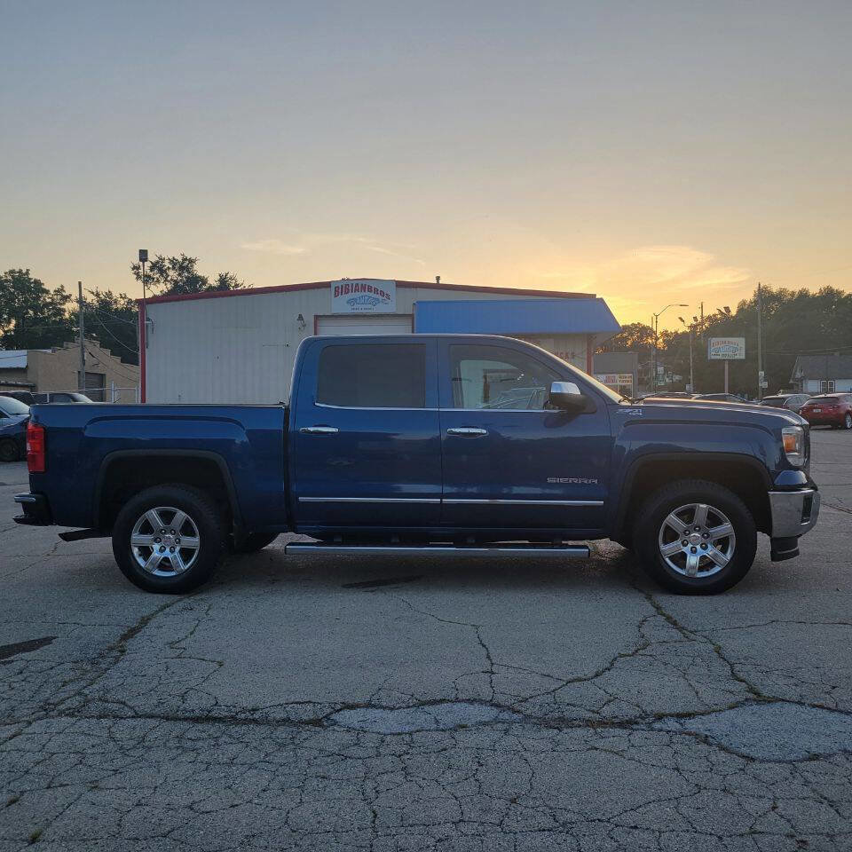 Used 2015 GMC Sierra 1500 SLT w/ SLT Preferred Package image 4