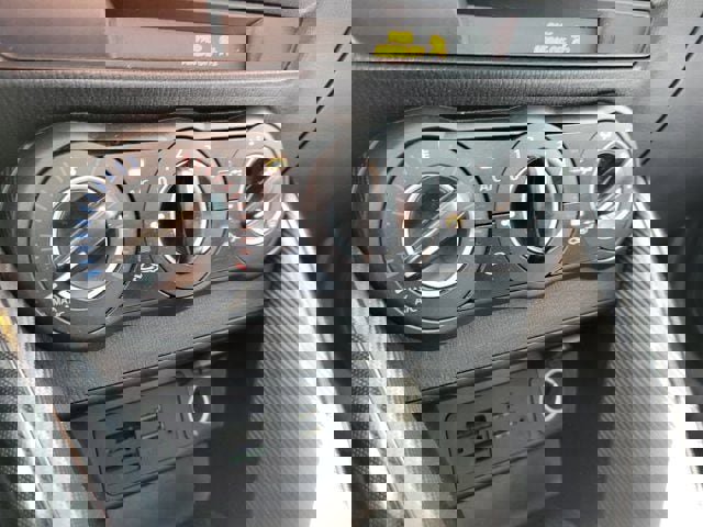 Used 2018 Toyota Yaris iA image 23