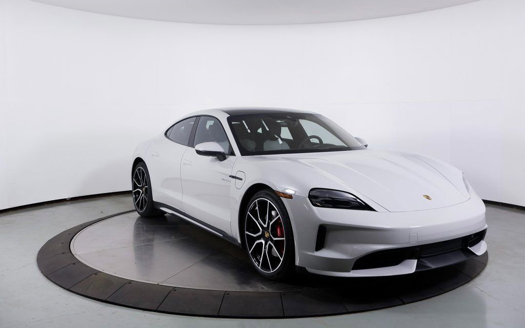 New 2025 Porsche Taycan 4S image 24