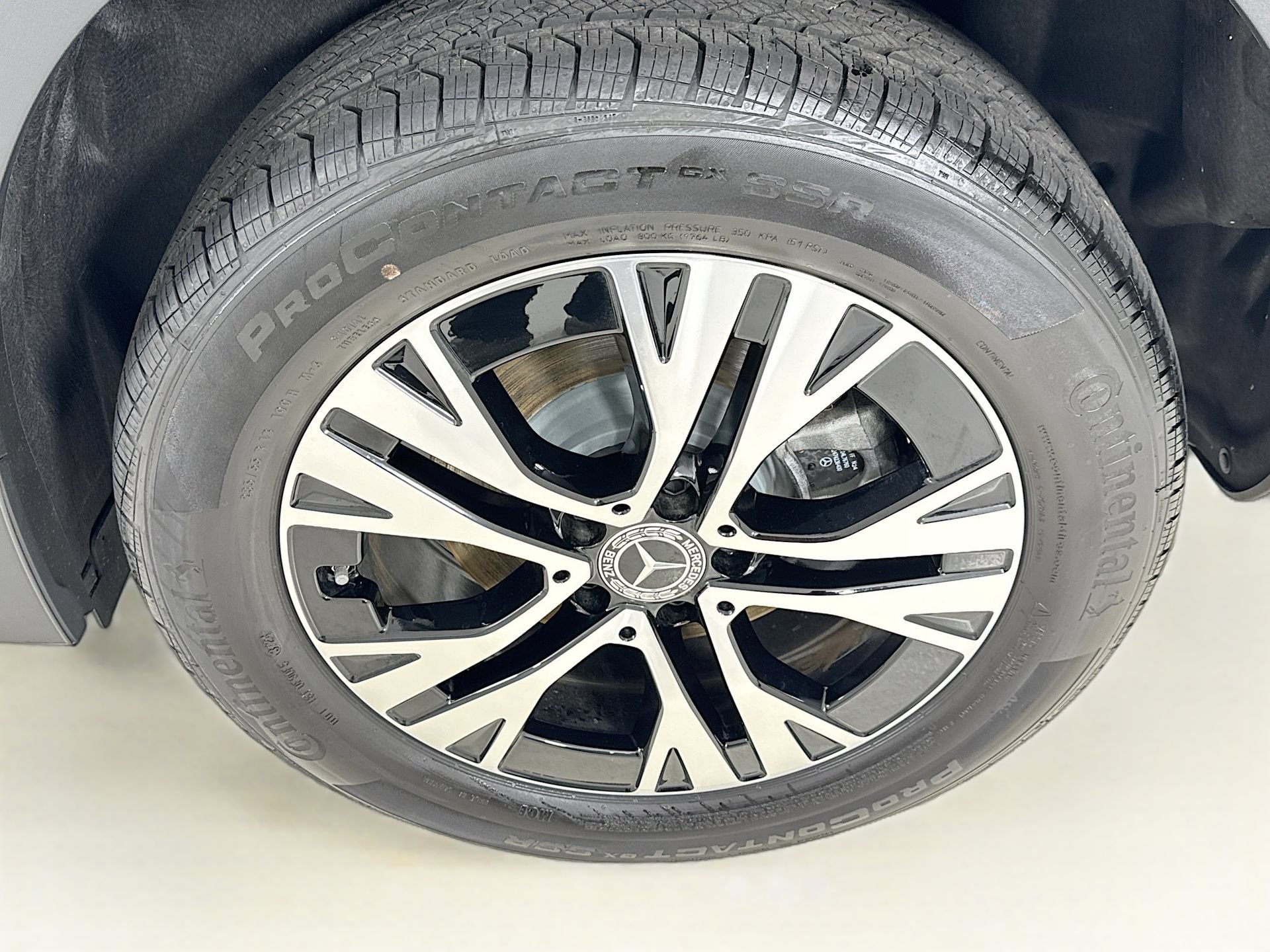 Used 2025 Mercedes-Benz GLA 250 image 32