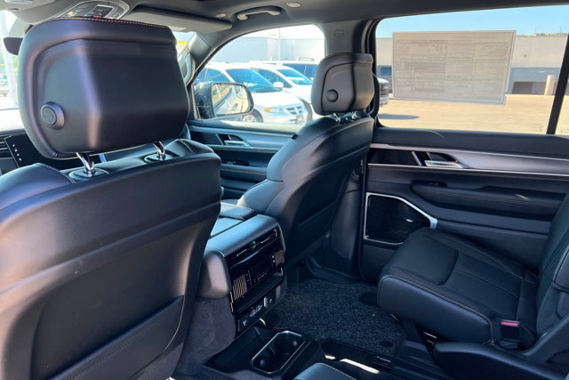 New 2026 Jeep Grand Wagoneer 4WD image 19