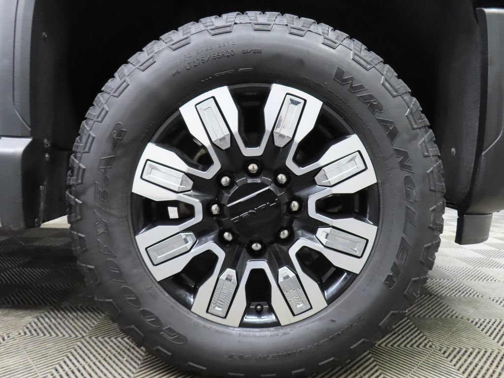 Used 2024 GMC Sierra 2500 Denali w/ Denali Reserve Package AWD/4WD image 9