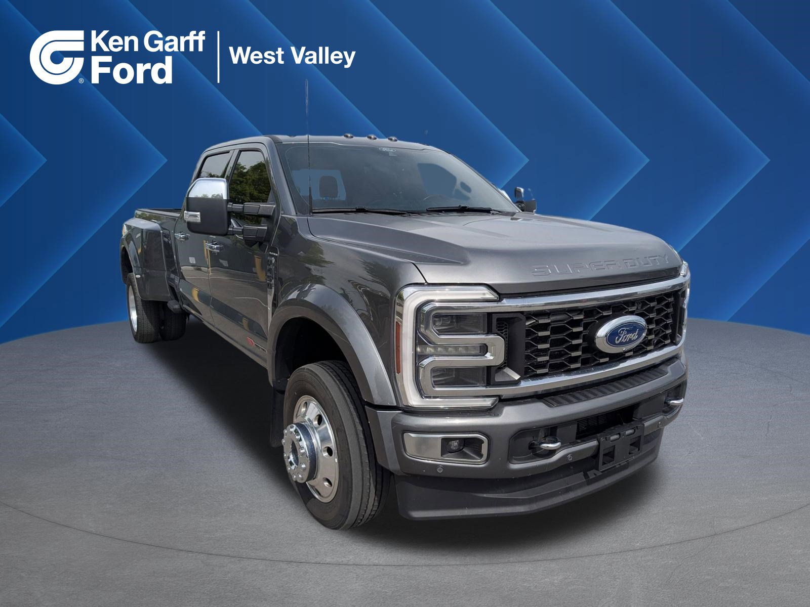 Used 2024 Ford F450 Platinum image 1