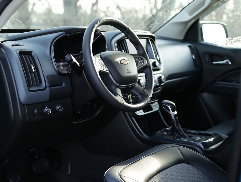 Used 2022 Chevrolet Colorado Z71 image 9