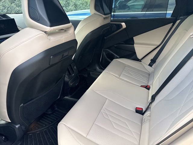 Certified 2025 BMW X3 xDrive30i w/ Premium Package image 18