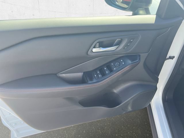 New 2026 Nissan Rogue SV w/ Rock Creek Premium Package AWD/4WD image 28