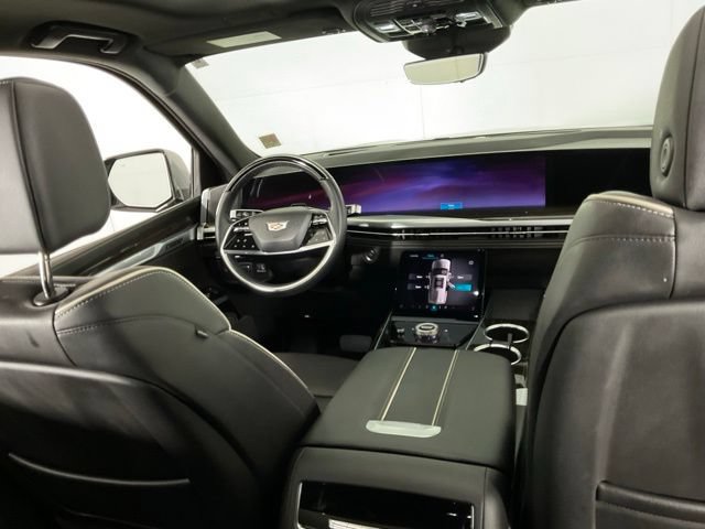 Used 2025 Cadillac Escalade Premium Luxury w/ Touring Package AWD/4WD image 13