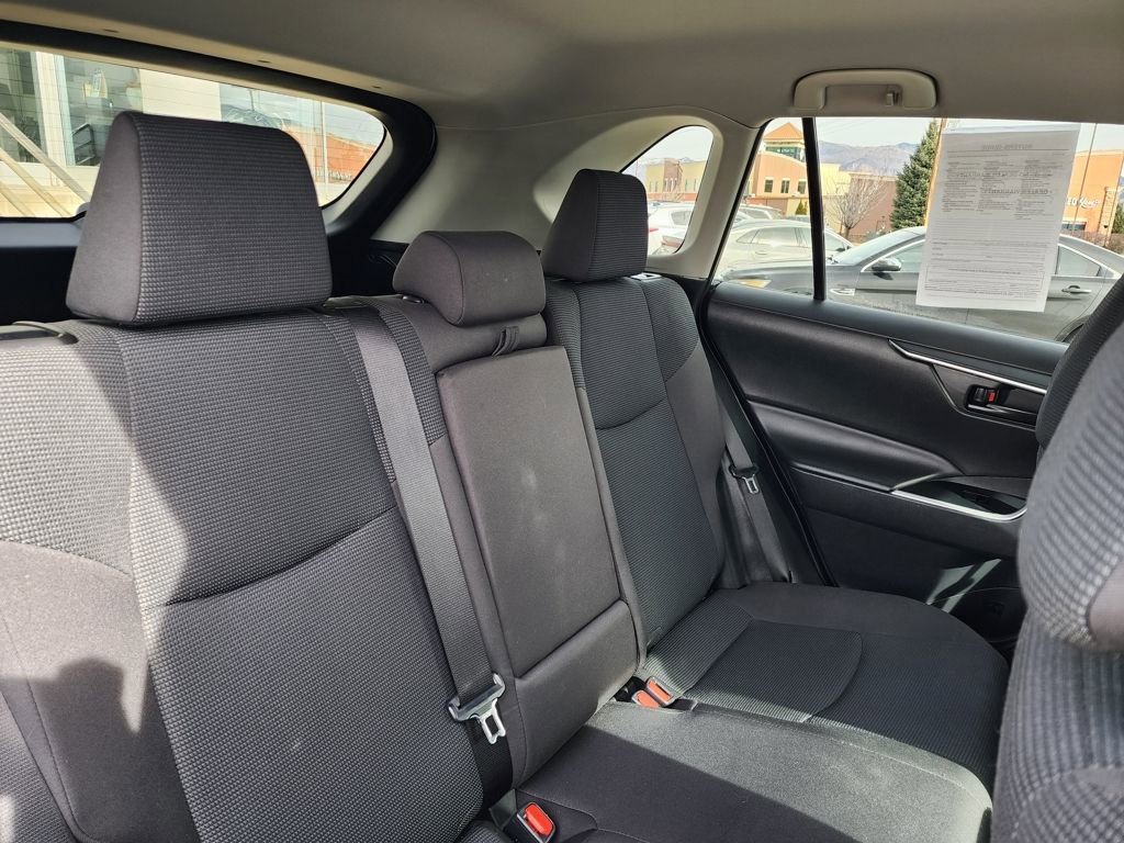 Used 2023 Toyota RAV4 LE image 13